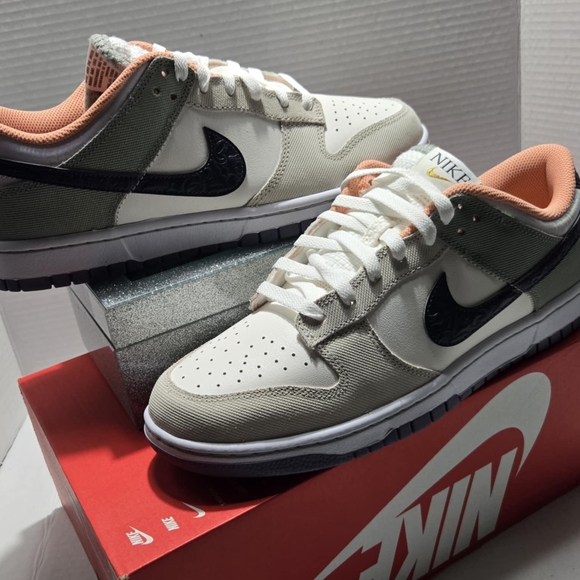 Nike Dunk Low SE  Black and White Sneakers Iconic Limited Edition Sz 11 NEW - Picture 11 of 16